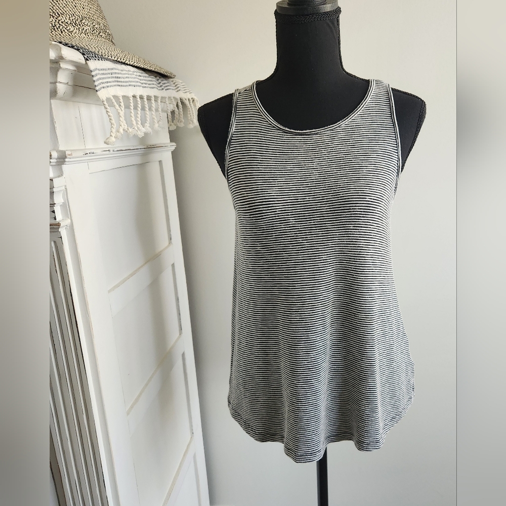 OLD NAVY STRIPED TANK TOP